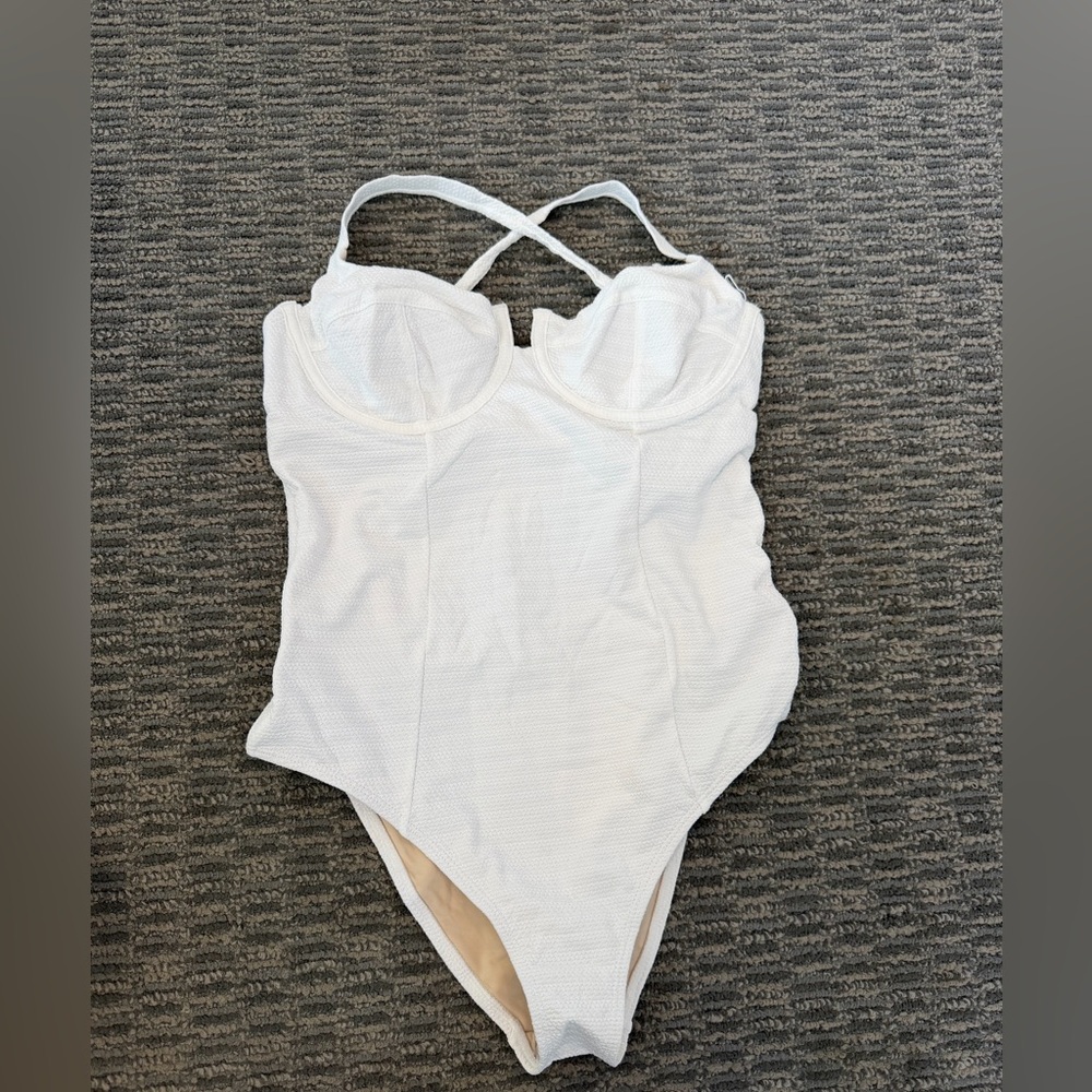 Ricki Beach Club One-Piece Veronica Suit